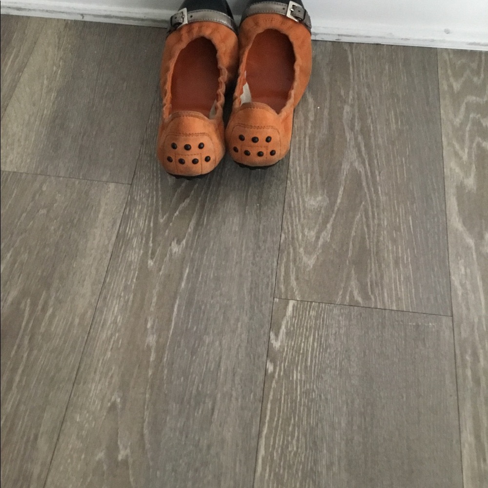 Tod’s Brown Flat Loafers Leather Suede shoe. Size 5. Used $120 - Picture 3 of 7